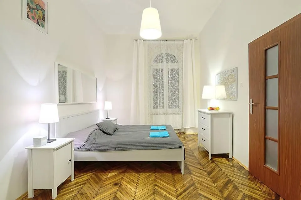 Apartment Next To The Mainsquare Krakow Poland